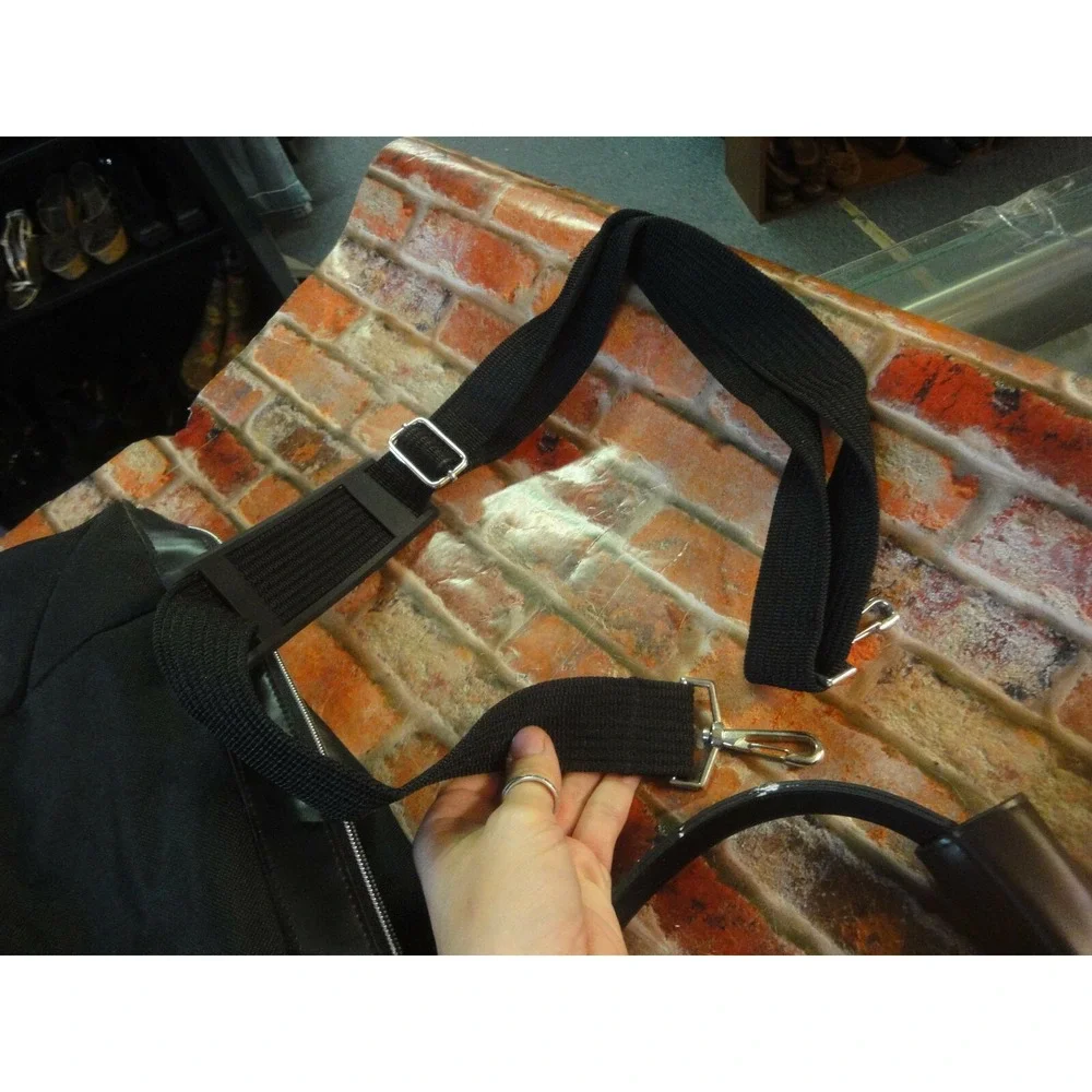 Drakkar Noir Black large zippered duffle travel bag w/ removable shoulder strap